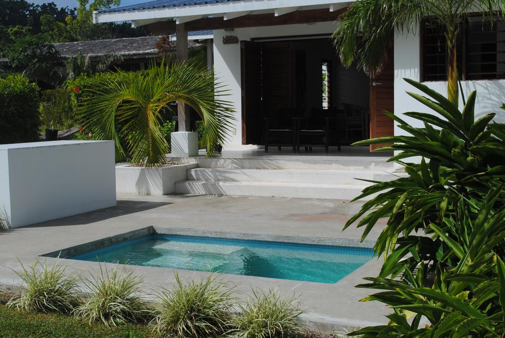 Angelfish Cove Villas Порт-Вила Экстерьер фото